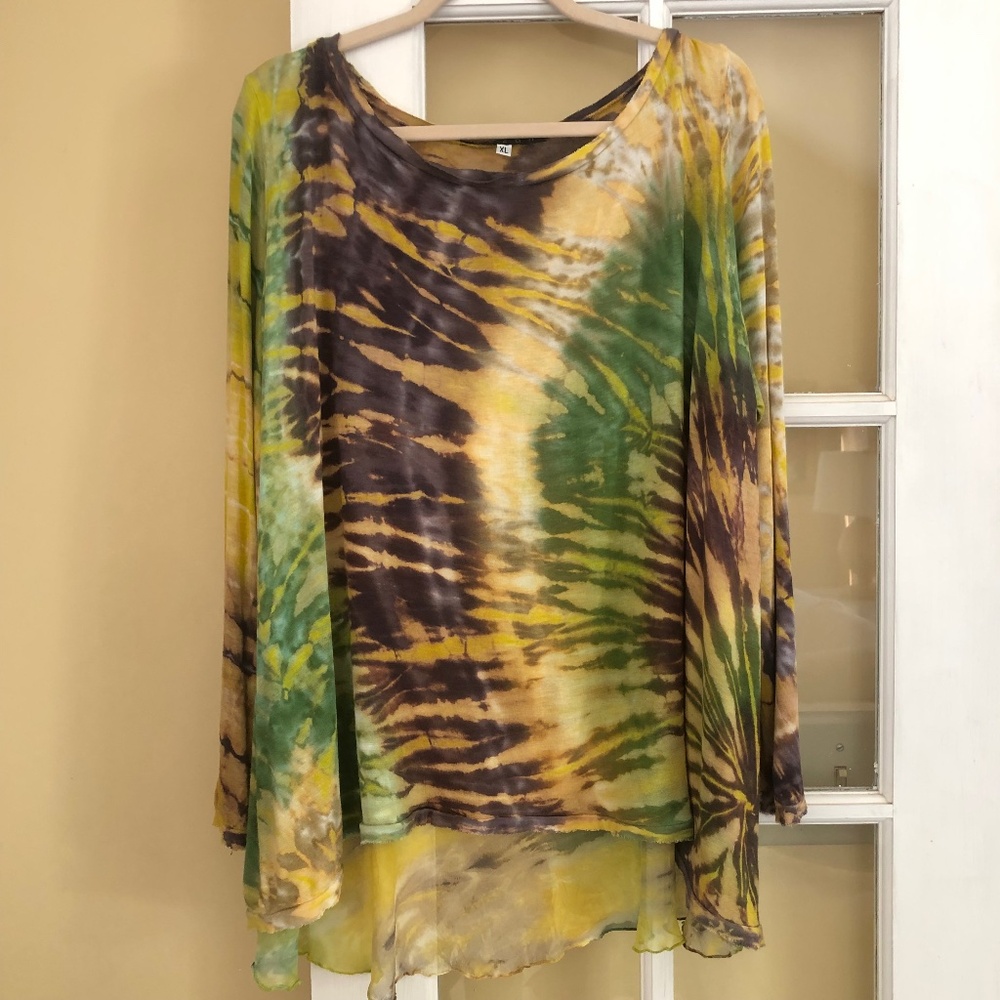 Mezon Tie Dye Green Cream Brown Top Size XL